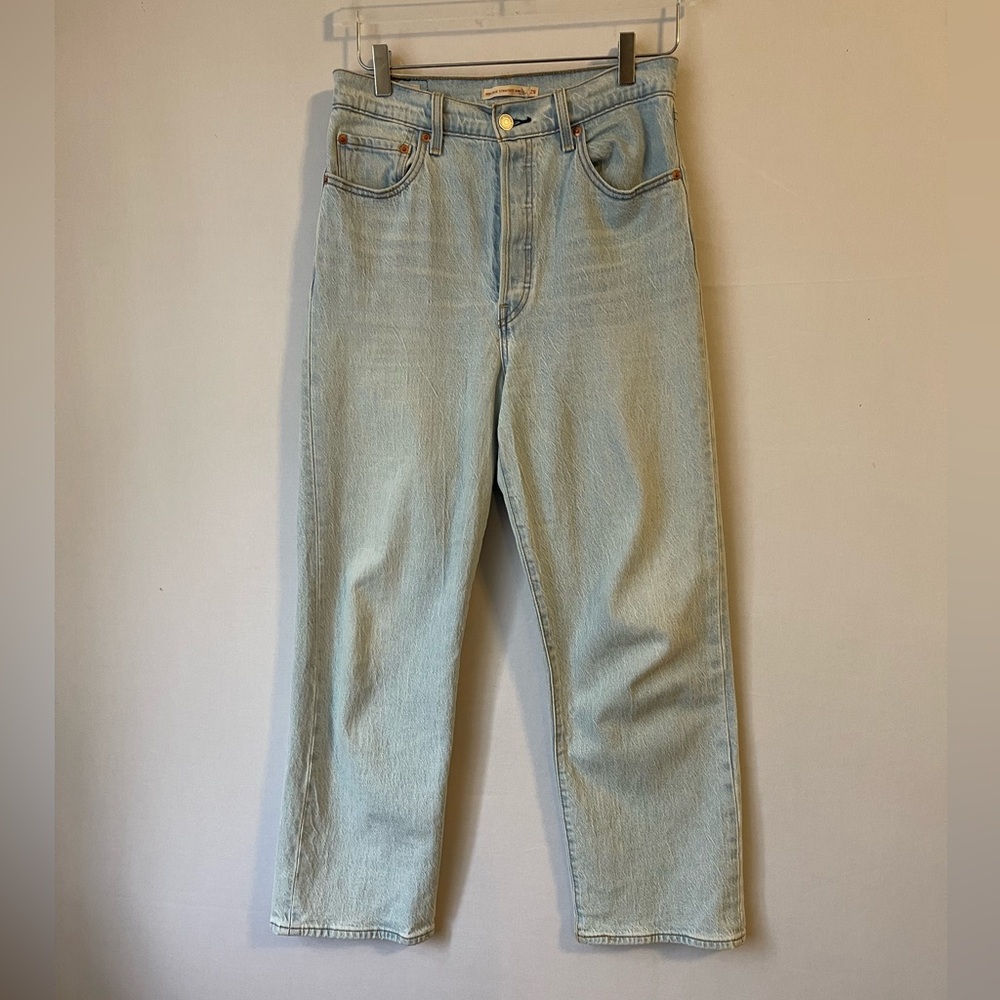 Levi’s Premium Ribcage Ankle Straight Stretch Jean Light Wash 29 - Picture 2 of 16